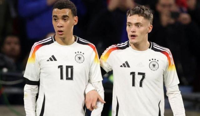 1718209078800086656.jpg 1718209078800086656.jpg