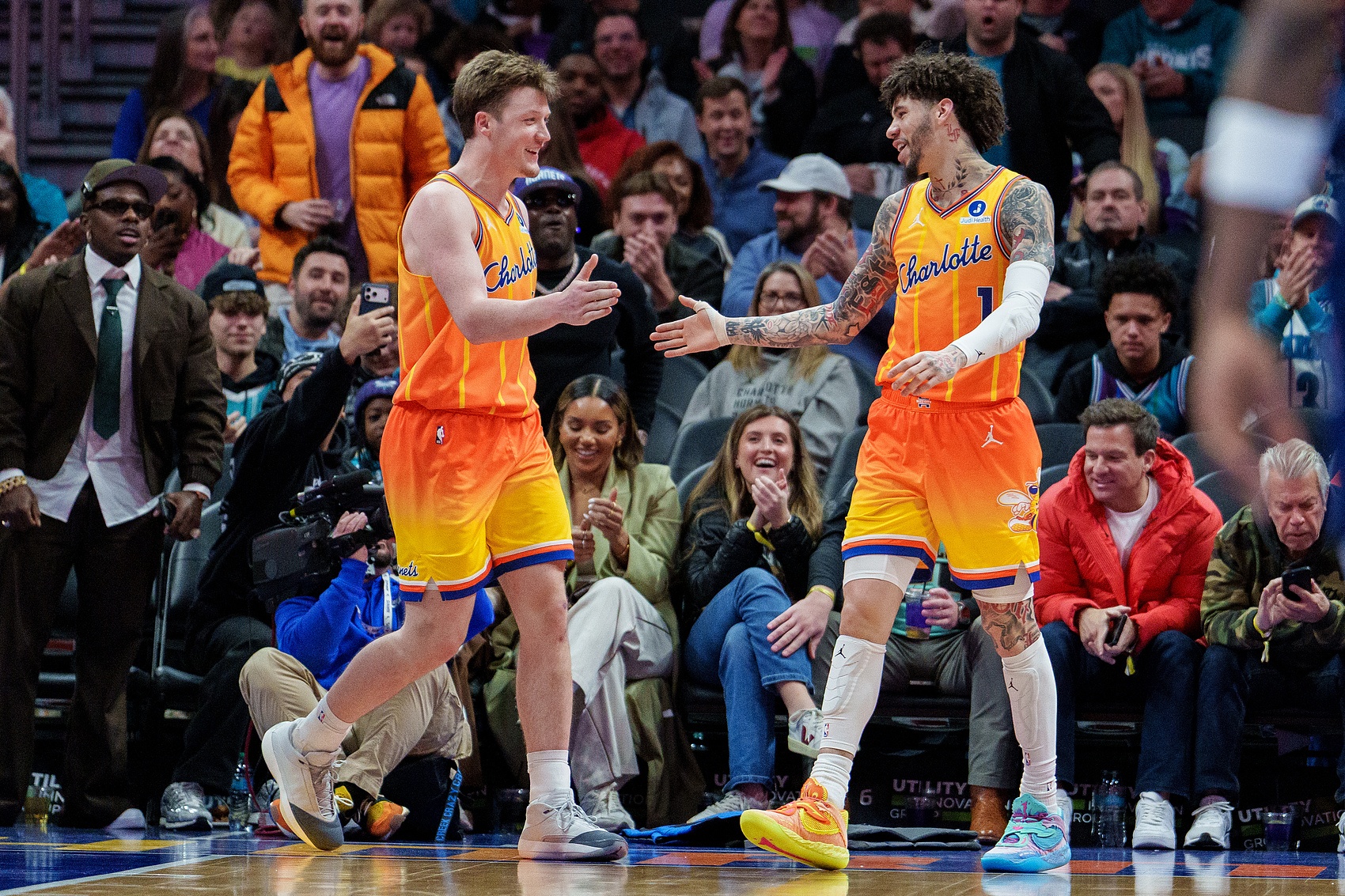 博鱼体育官网-NBA彩经：雷霆轻取魔术 骑士险胜雄鹿 森林狼射落太阳 马刺胜国王